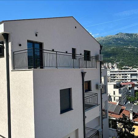 Merlin Prestige Apartments بودفا المظهر الخارجي الصورة