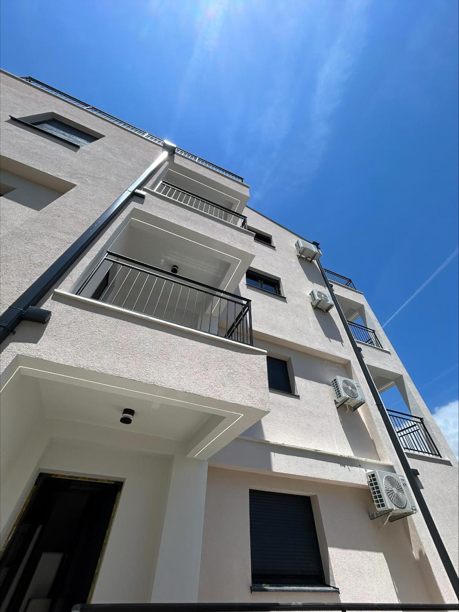 Merlin Prestige Apartments بودفا المظهر الخارجي الصورة