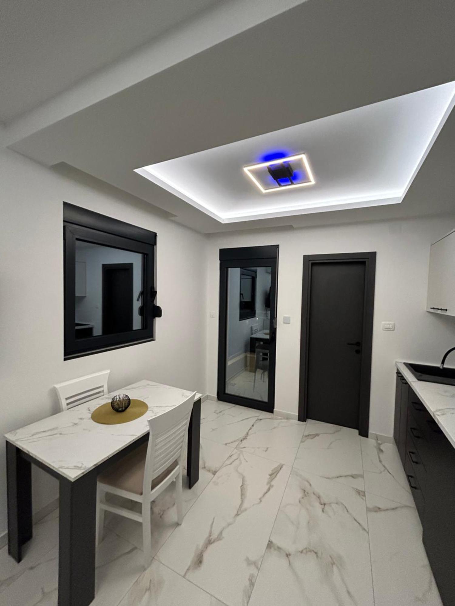 Merlin Prestige Apartments بودفا المظهر الخارجي الصورة