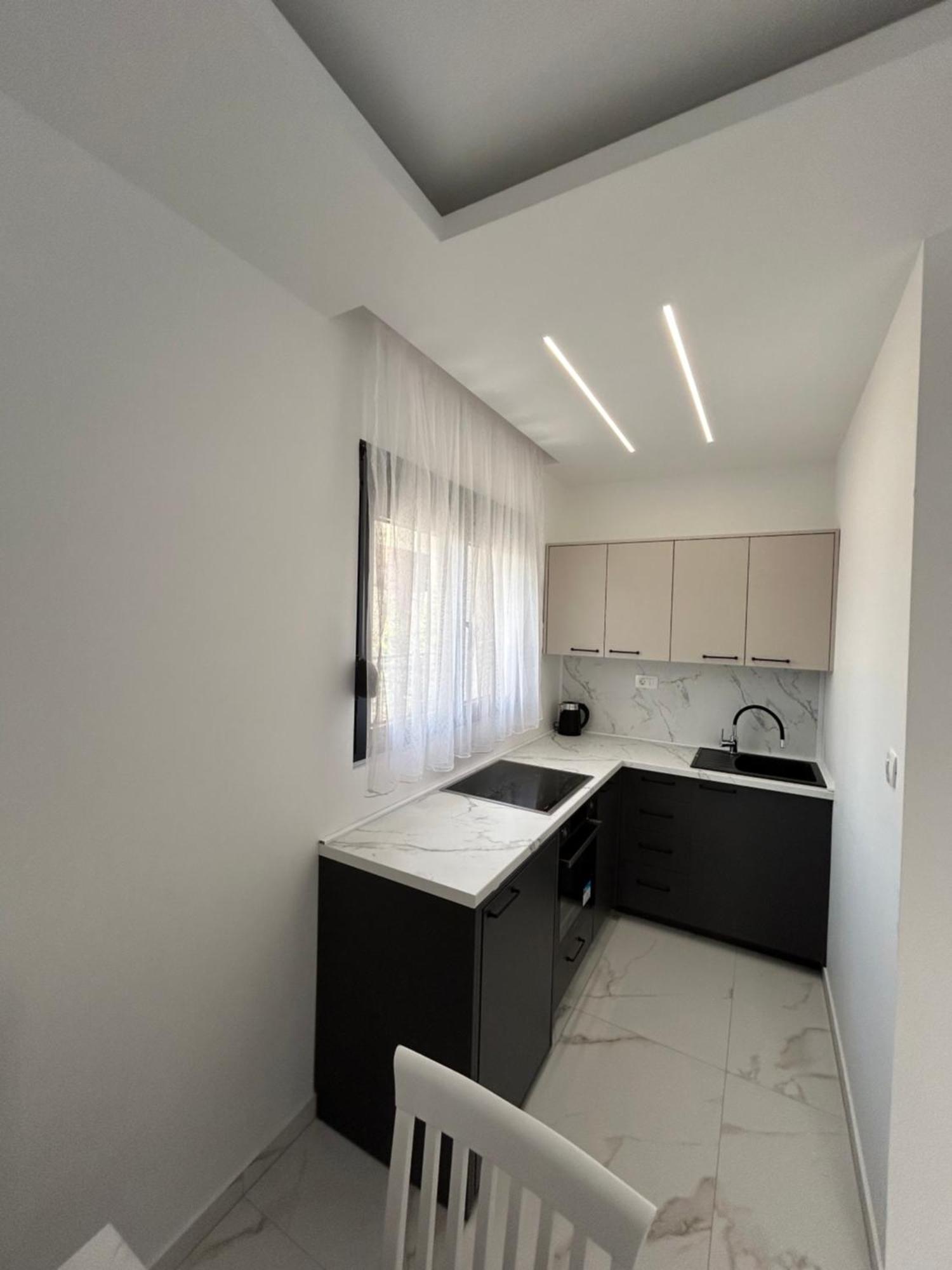 Merlin Prestige Apartments بودفا المظهر الخارجي الصورة