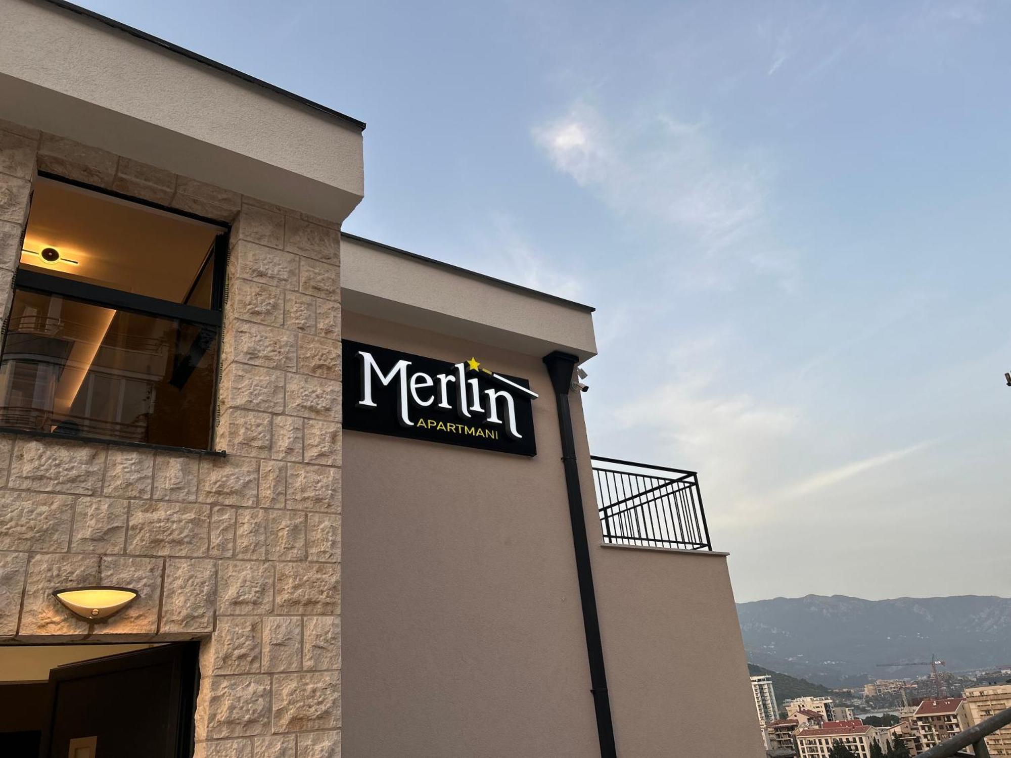 Merlin Prestige Apartments بودفا المظهر الخارجي الصورة
