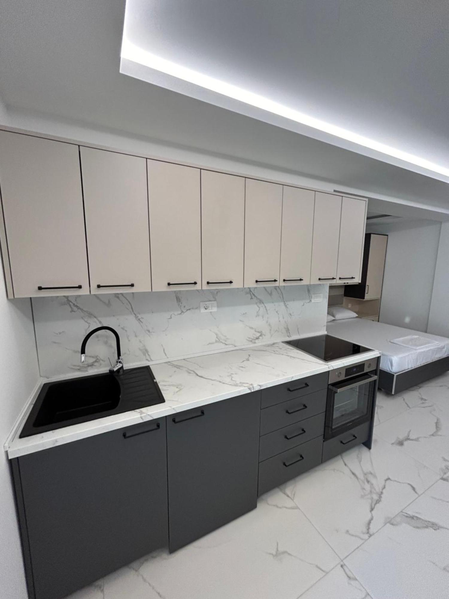 Merlin Prestige Apartments بودفا المظهر الخارجي الصورة
